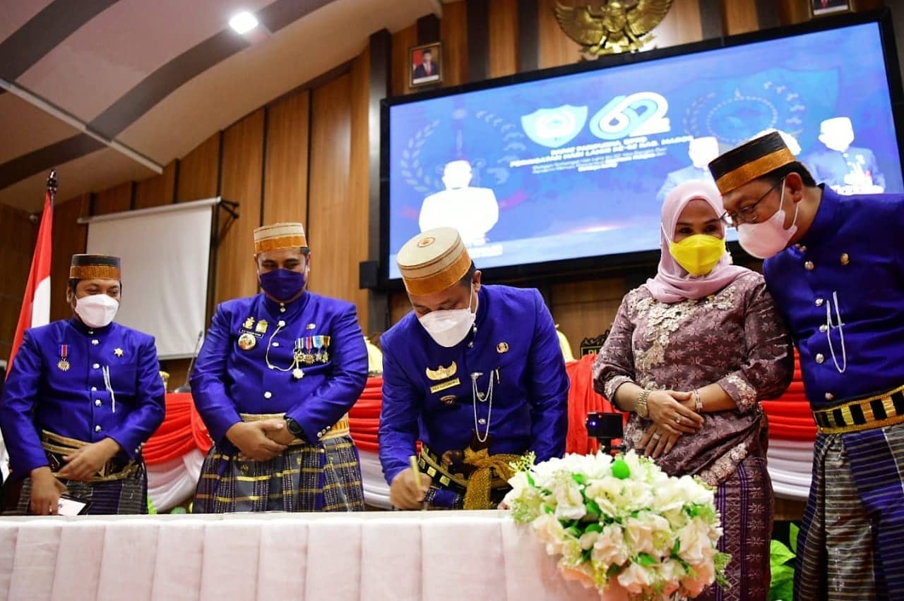 Plt Gubernur Beri Kado Hari Jadi Maros ke-62 Anggaran Rp60 Miliar